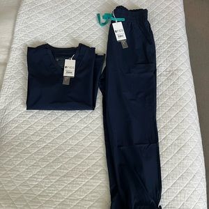 FIGS XS and XS petite Navy scrub top and jigger pants